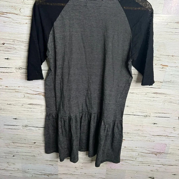 Minkpink gray black striped lace  dress mini size small - Picture 7 of 9